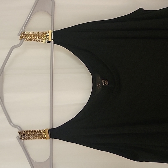 Dress - Picture 2 of 4